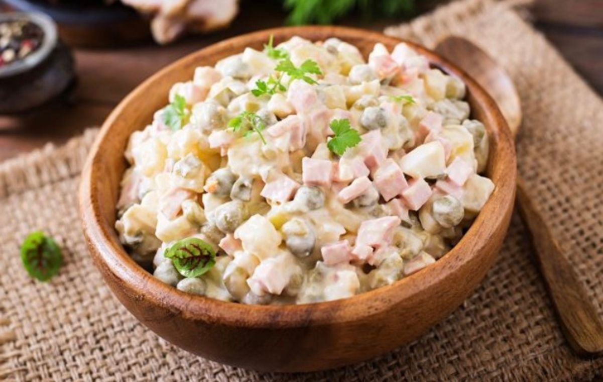 Які помилки найчастіше припускаються господині при приготуванні Олів'є Які помилки найчастіше припускаються господині при приготуванні Олів'є