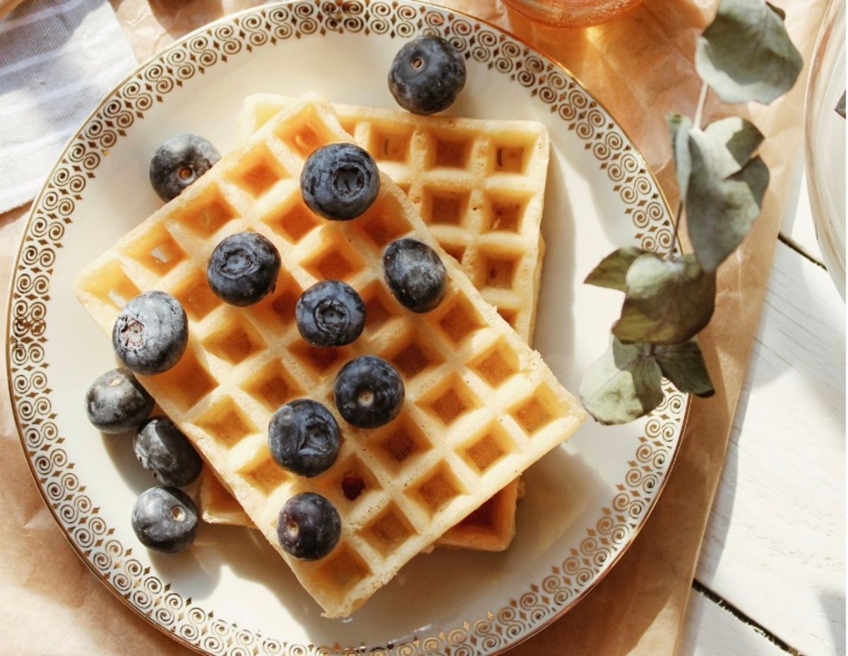 Вафли в вафельнице из простых ингредиентов Вафли в вафельнице из простых ингредиентов