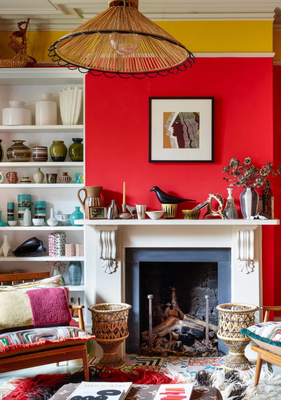 яркие декорации над камином яркие декорации над камином