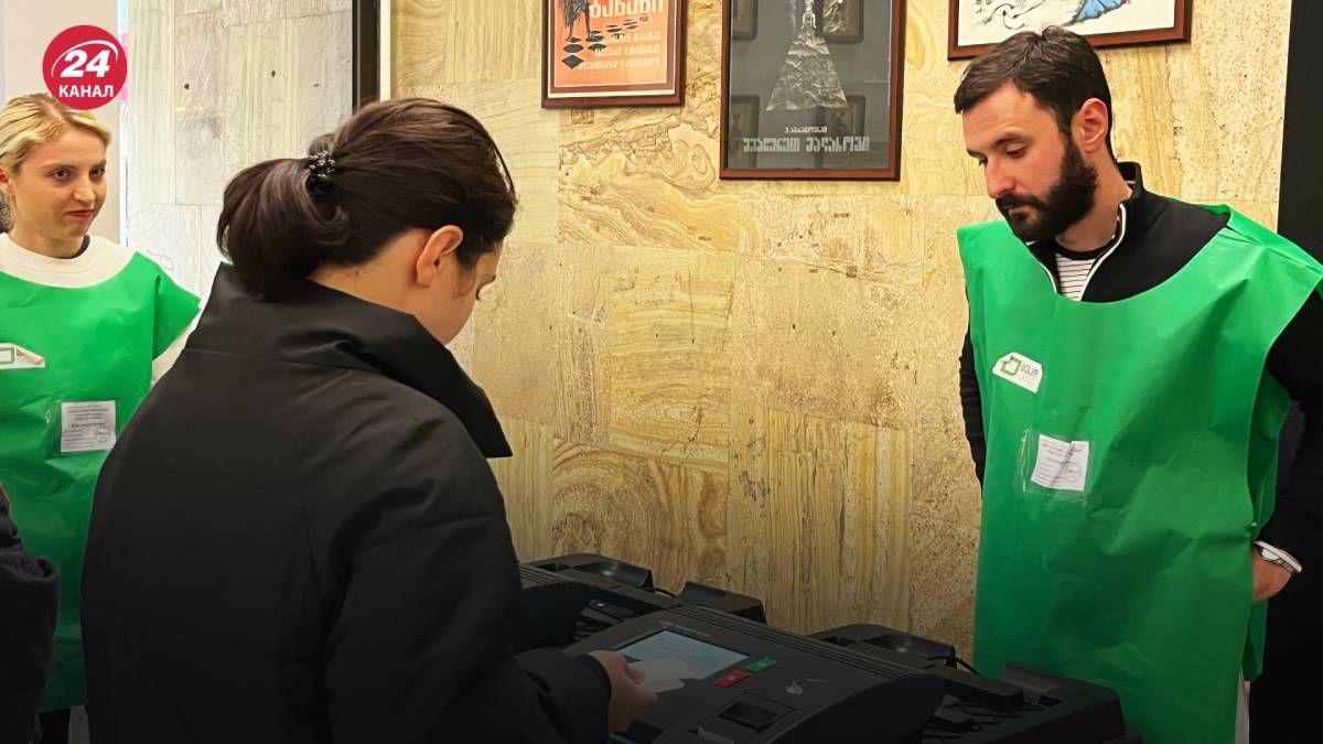 Міжнародні спостерігачі заявили про численні порушення на виборах у Грузії Міжнародні спостерігачі заявили про численні порушення на виборах у Грузії
