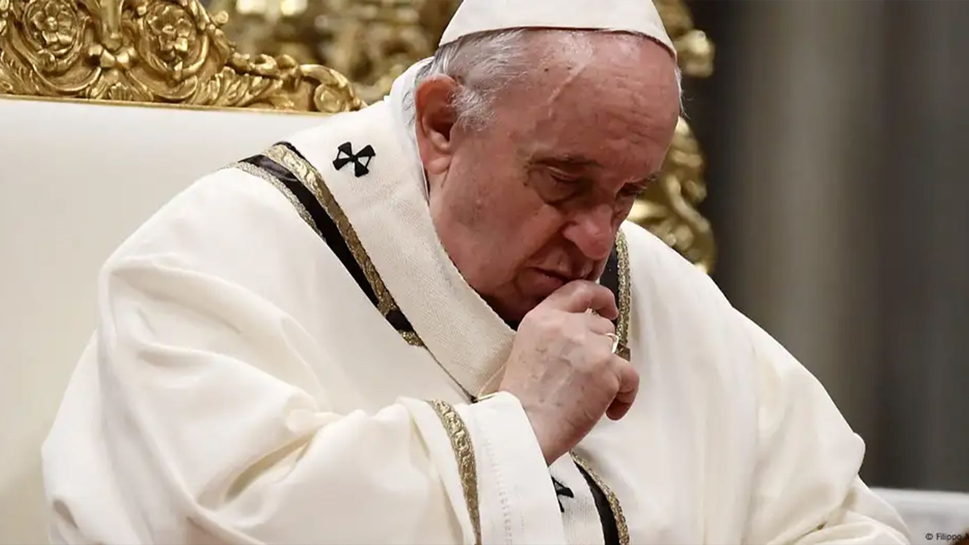 Папа Римский призвал соблюдать международное гуманитарное право в войне Папа Римский призвал соблюдать международное гуманитарное право в войне