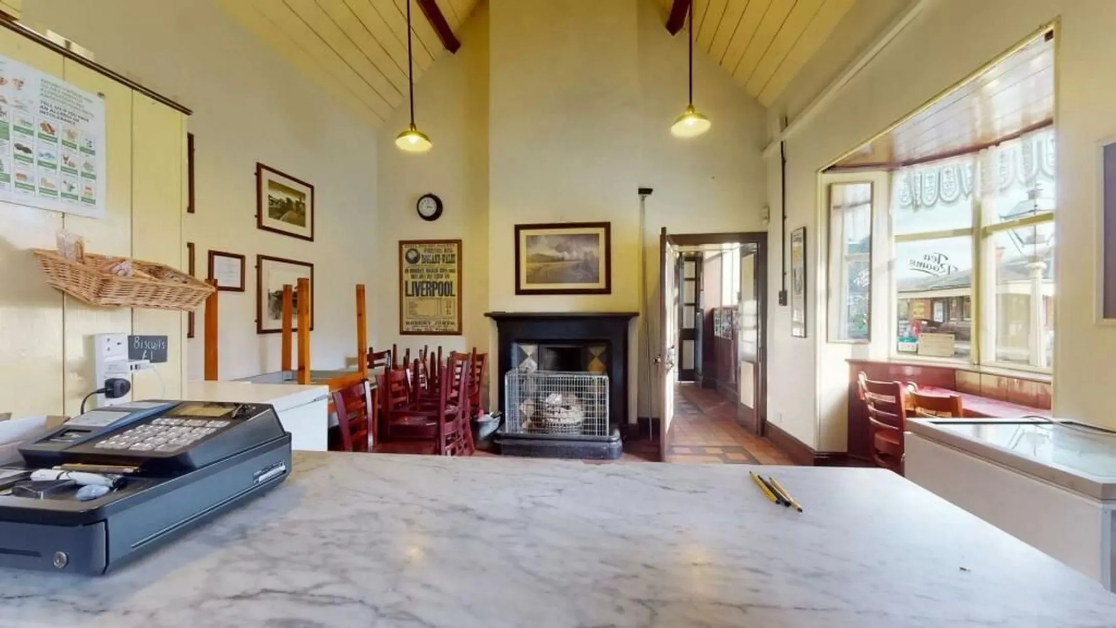 Недвижимость Железнодорожная станция Дом Дом Англия Недвижимость Железнодорожная станция Дом Дом Англия