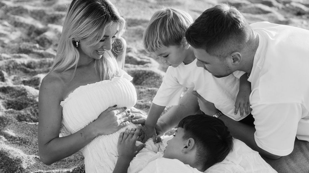 Таня Пренткович з дітьми та чоловіком Таня Пренткович з дітьми та чоловіком