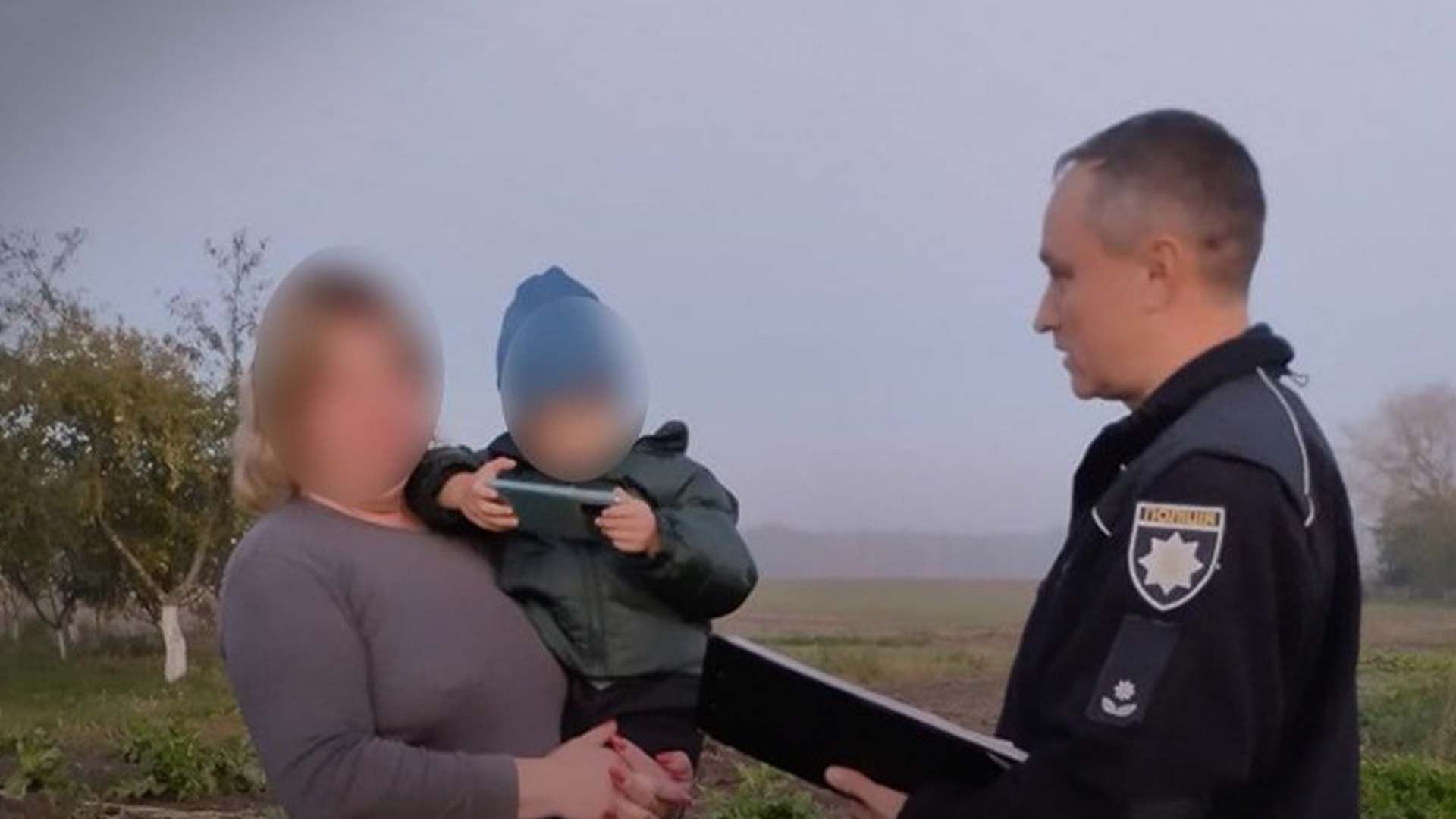 Разыскали 4-летнего мальчика, который потерялся в лесу Разыскали 4-летнего мальчика, который потерялся в лесу