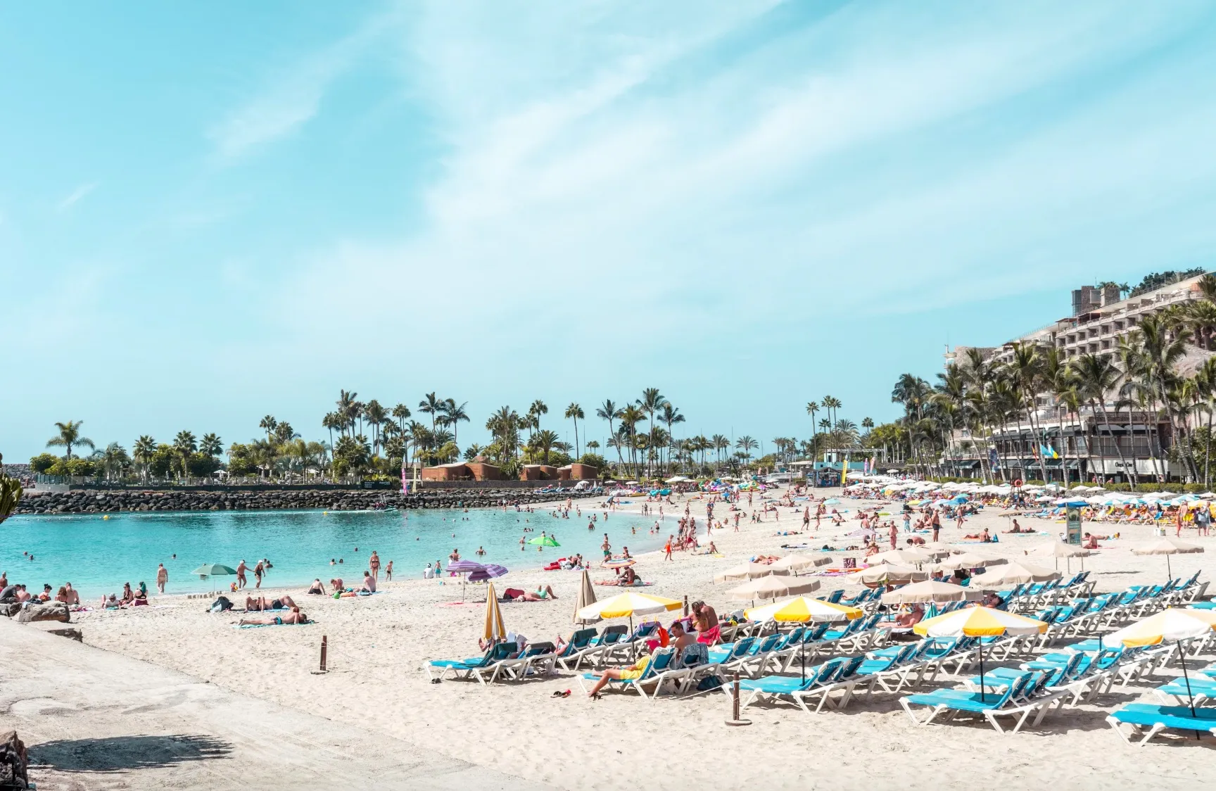 Канарские острова против туристов Канарские острова против туристов