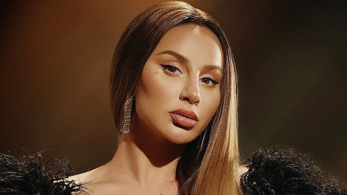 Анна Асті Анна Асті