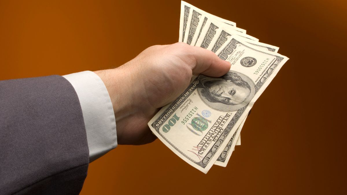 Сколько будут стоить 300 долларов Сколько будут стоить 300 долларов