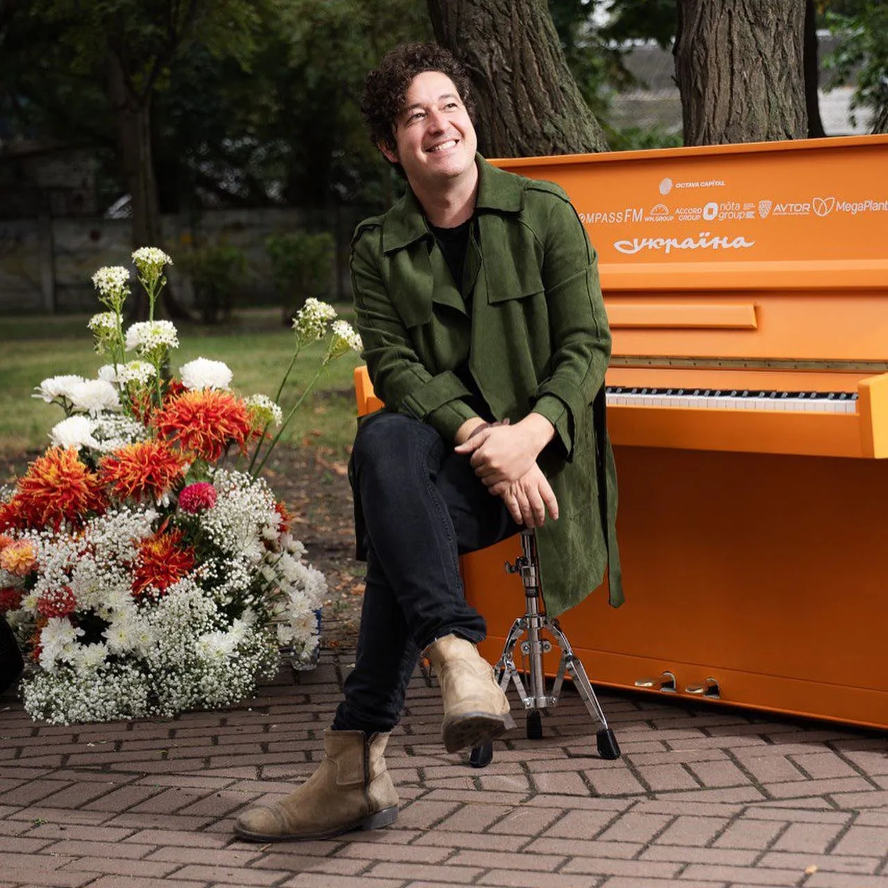 Дмитрий Шуров Дмитрий Шуров