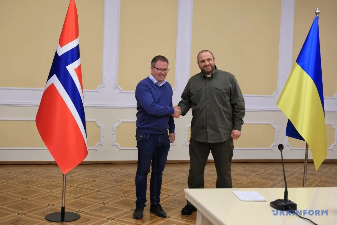 Міністр оборони Норвегії відвідав Одесу 30 жовтня Міністр оборони Норвегії відвідав Одесу 30 жовтня