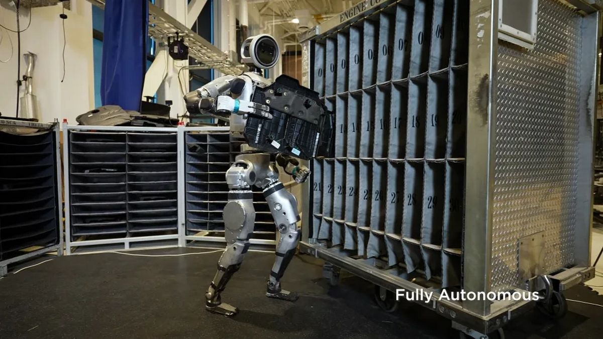 Boston Dynamics зробила робота Atlas дійсно автономним Boston Dynamics зробила робота Atlas дійсно автономним