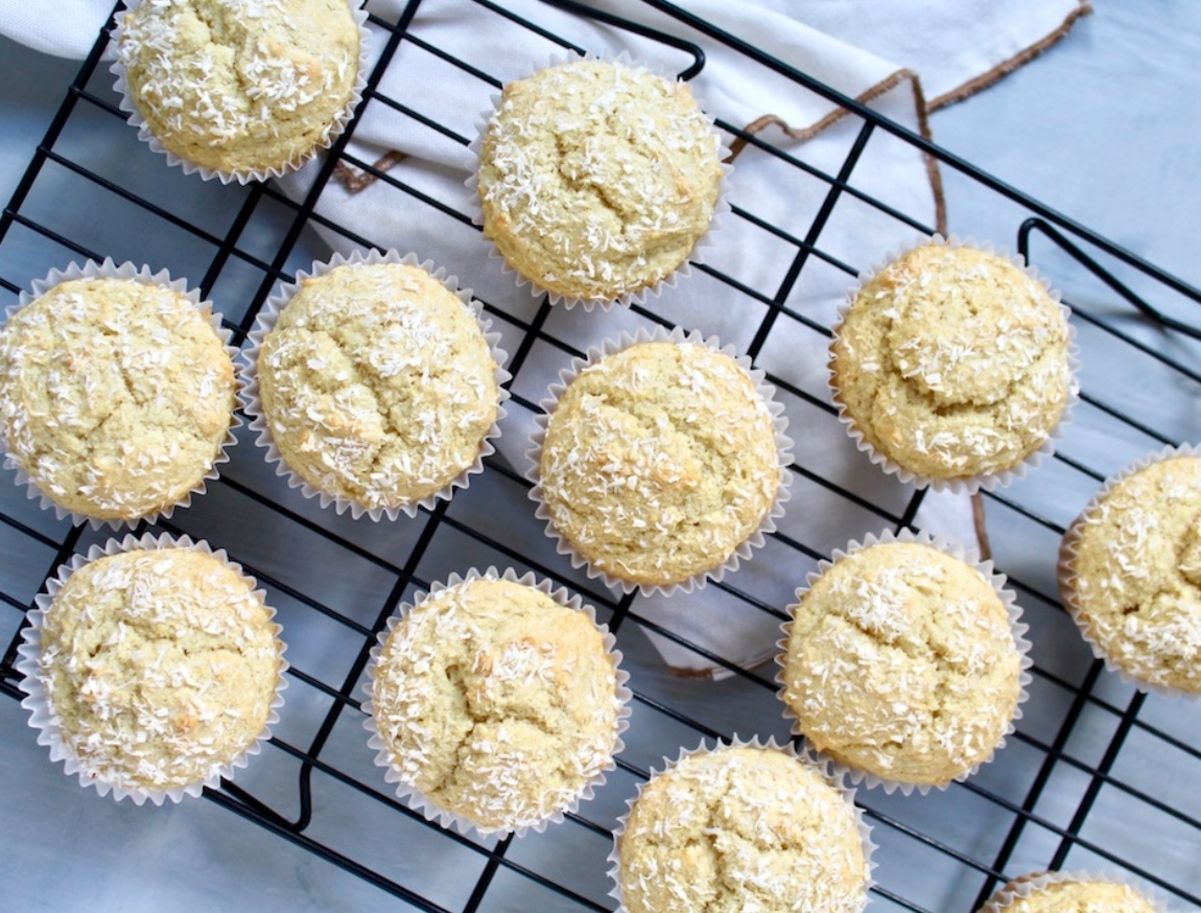 Рецепт воздушных маффинов "Рафаэлло", которые намного лучше конфет Рецепт воздушных маффинов "Рафаэлло", которые намного лучше конфет