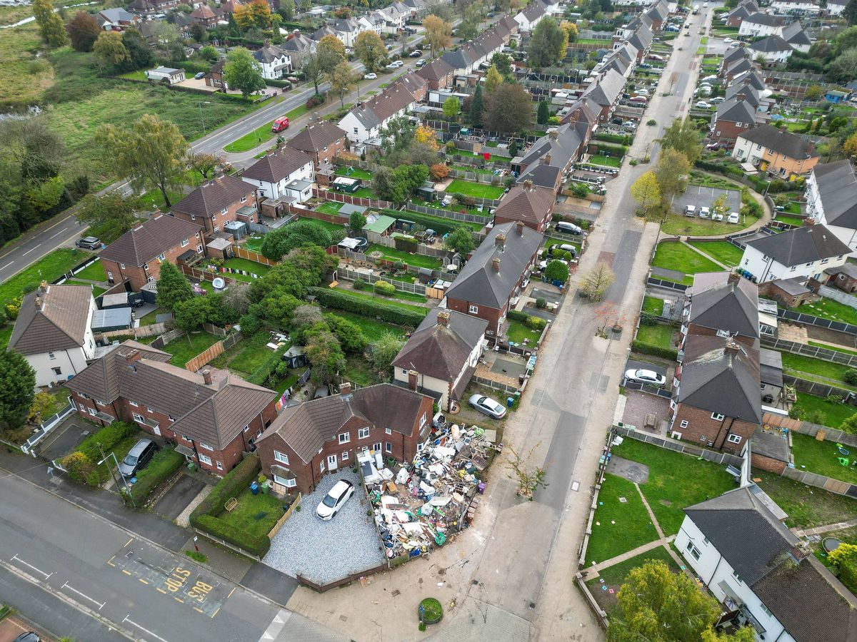 Одні сусіди псують життя усім жителям вулиці - що вони роблять - Нерухомість Одні сусіди псують життя усім жителям вулиці - що вони роблять - Нерухомість