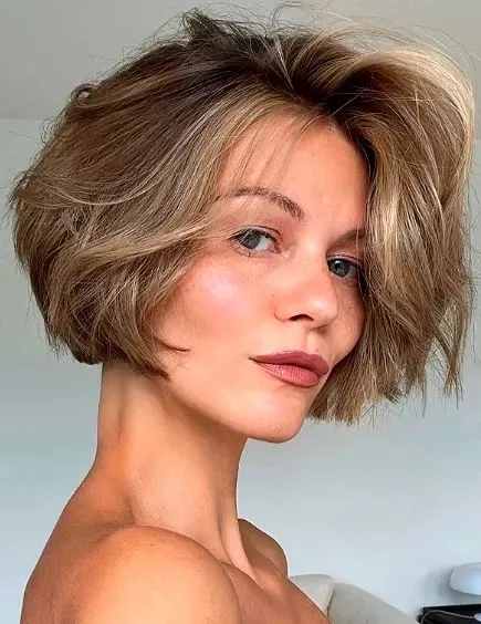 Зачіски, які надають об'єму Зачіски, які надають об'єму