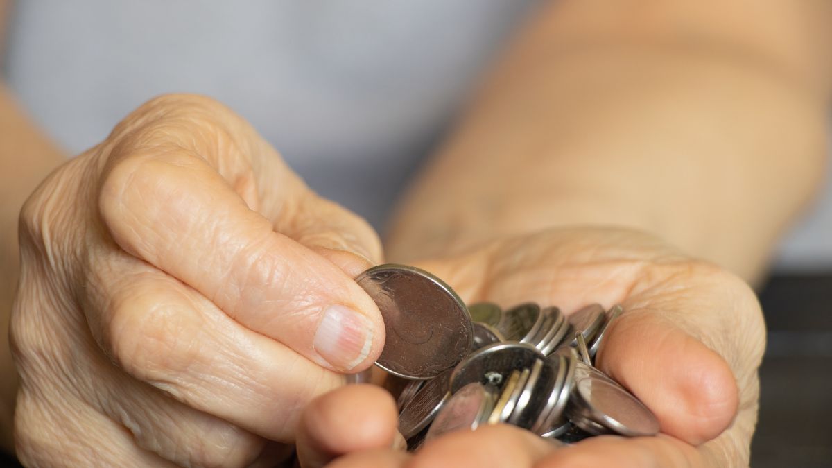 Кому зменшать пенсію Кому зменшать пенсію