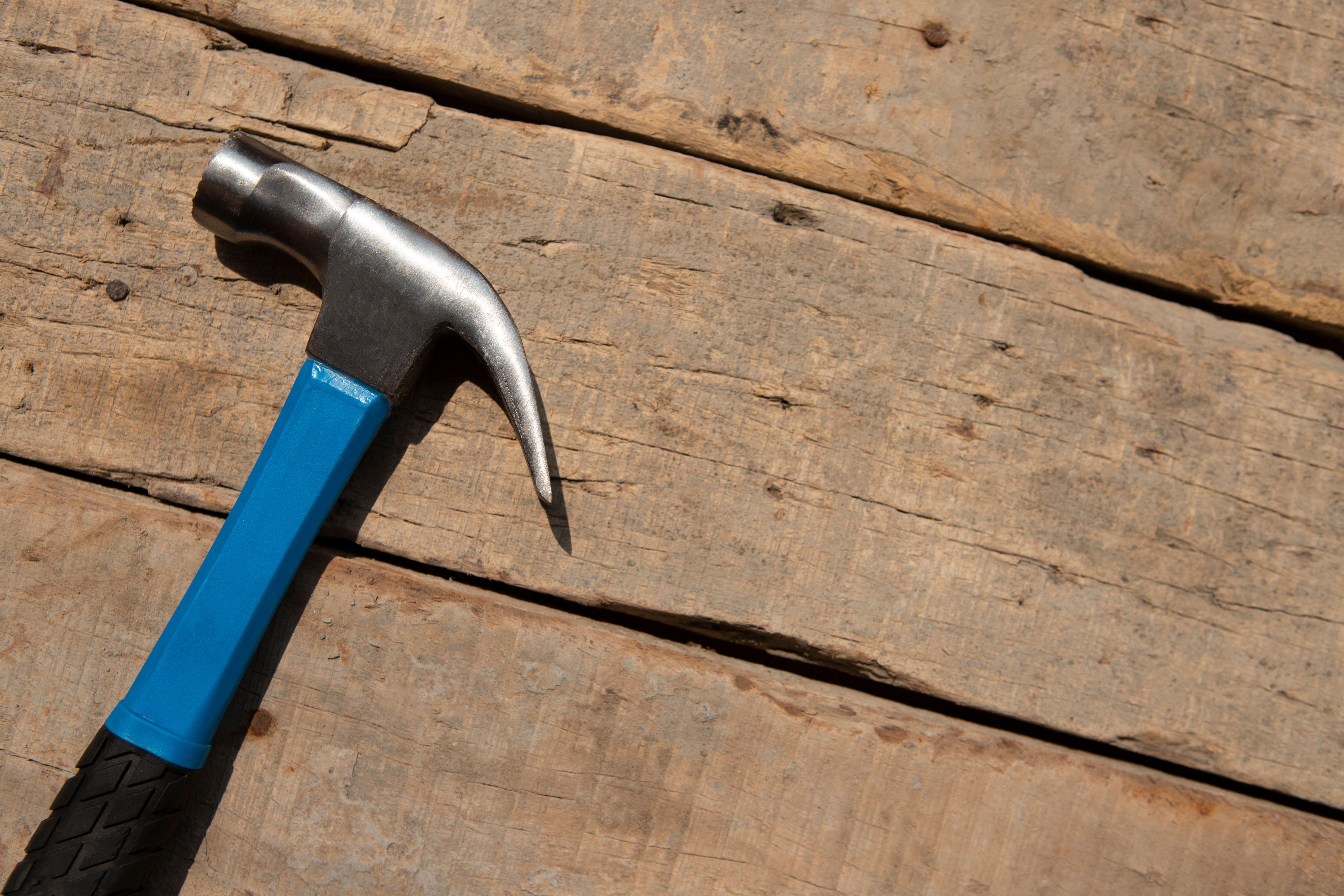 Молотки мають різні моделі Молотки мають різні моделі