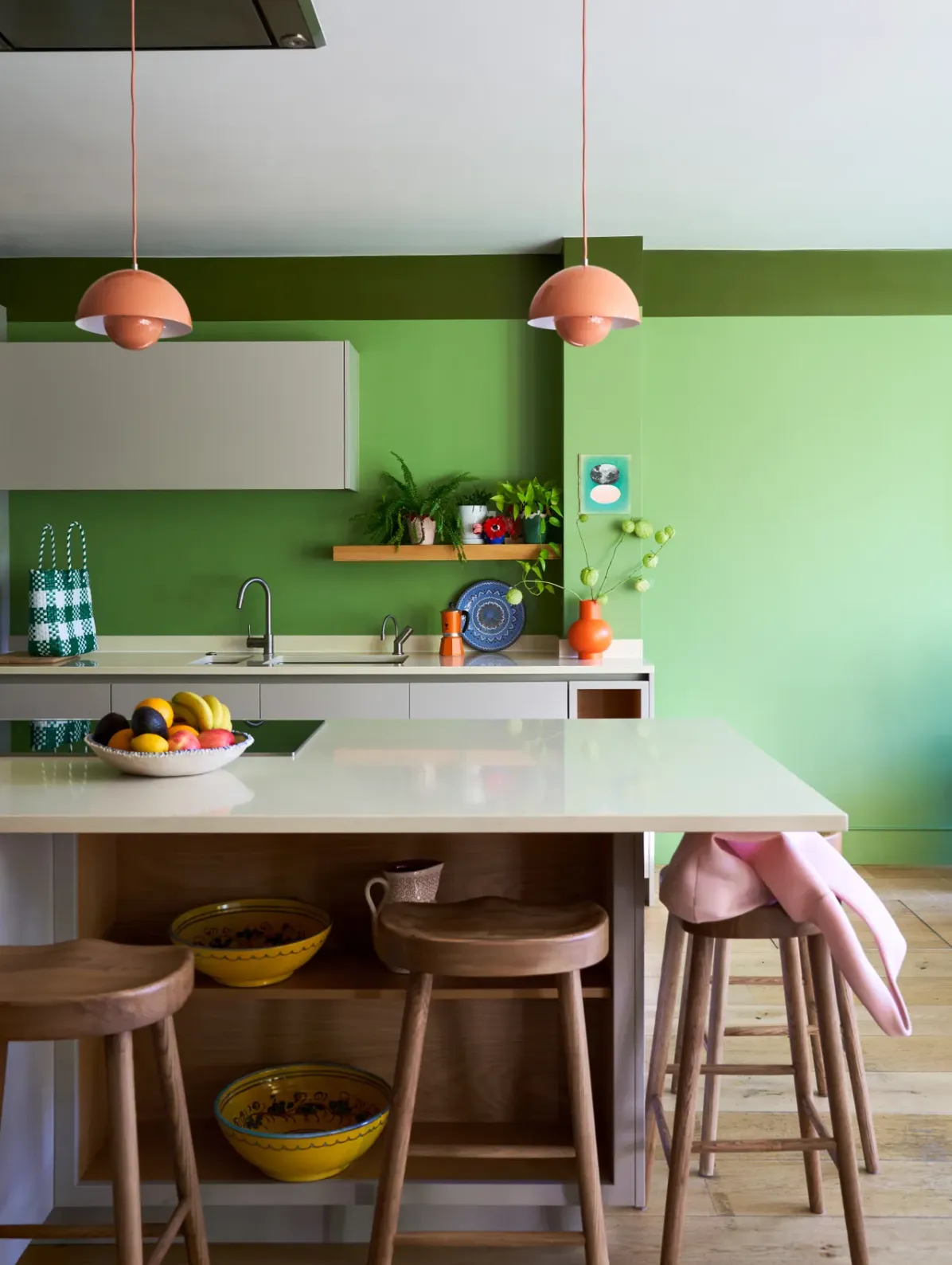 Гиперзеленый цвет в интерьере Гиперзеленый цвет в интерьере