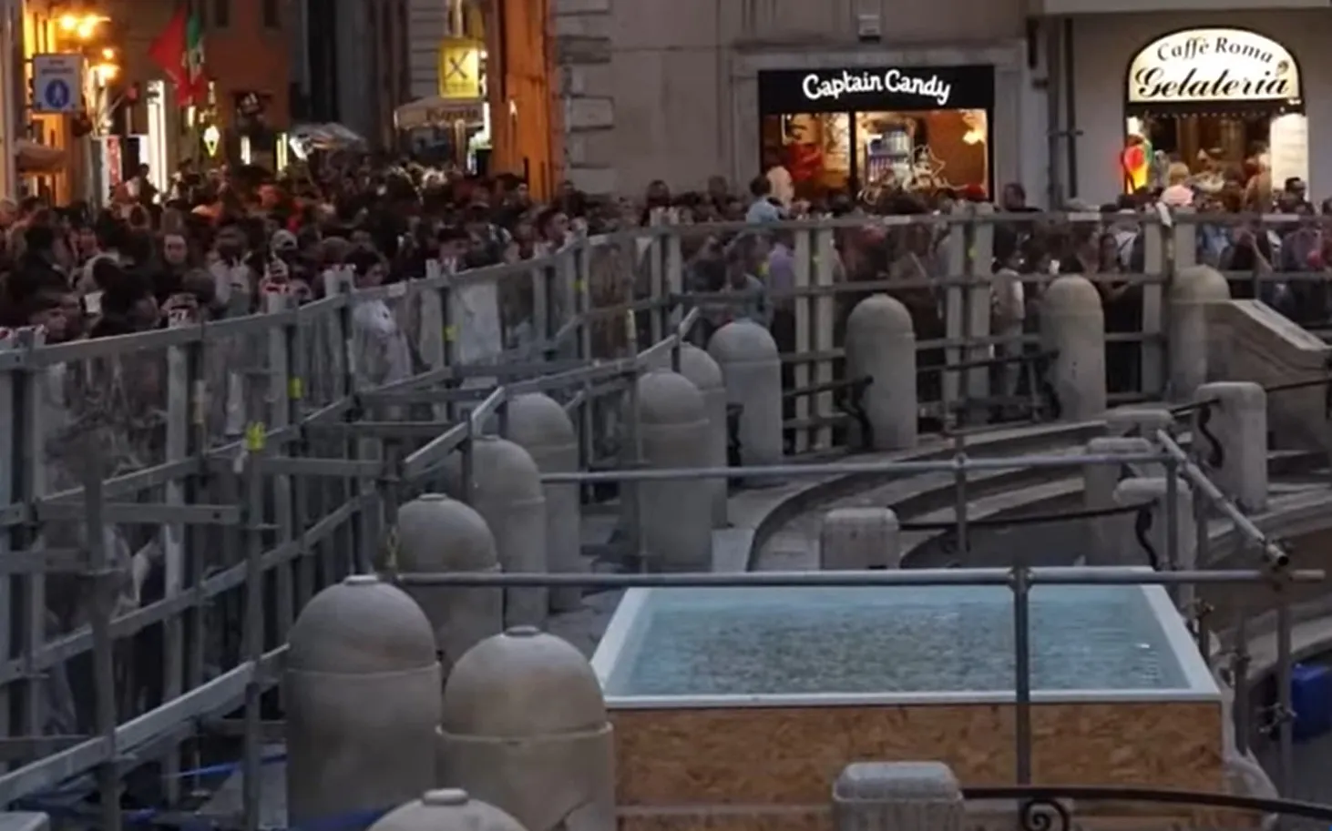 Фонтан Треви реконструкция фонтана Треви Фонтан Треви реконструкция фонтана Треви