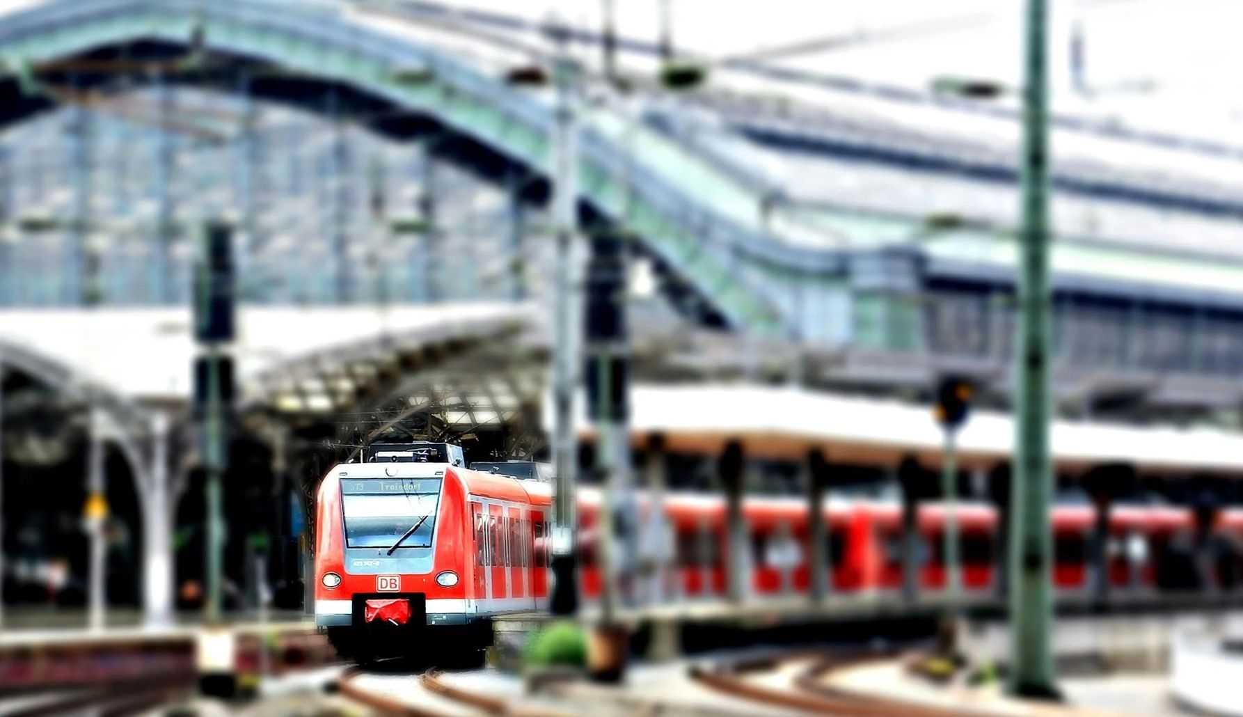 ЄС запустить швидкісну залізницю з Берліна до Києва ЄС запустить швидкісну залізницю з Берліна до Києва