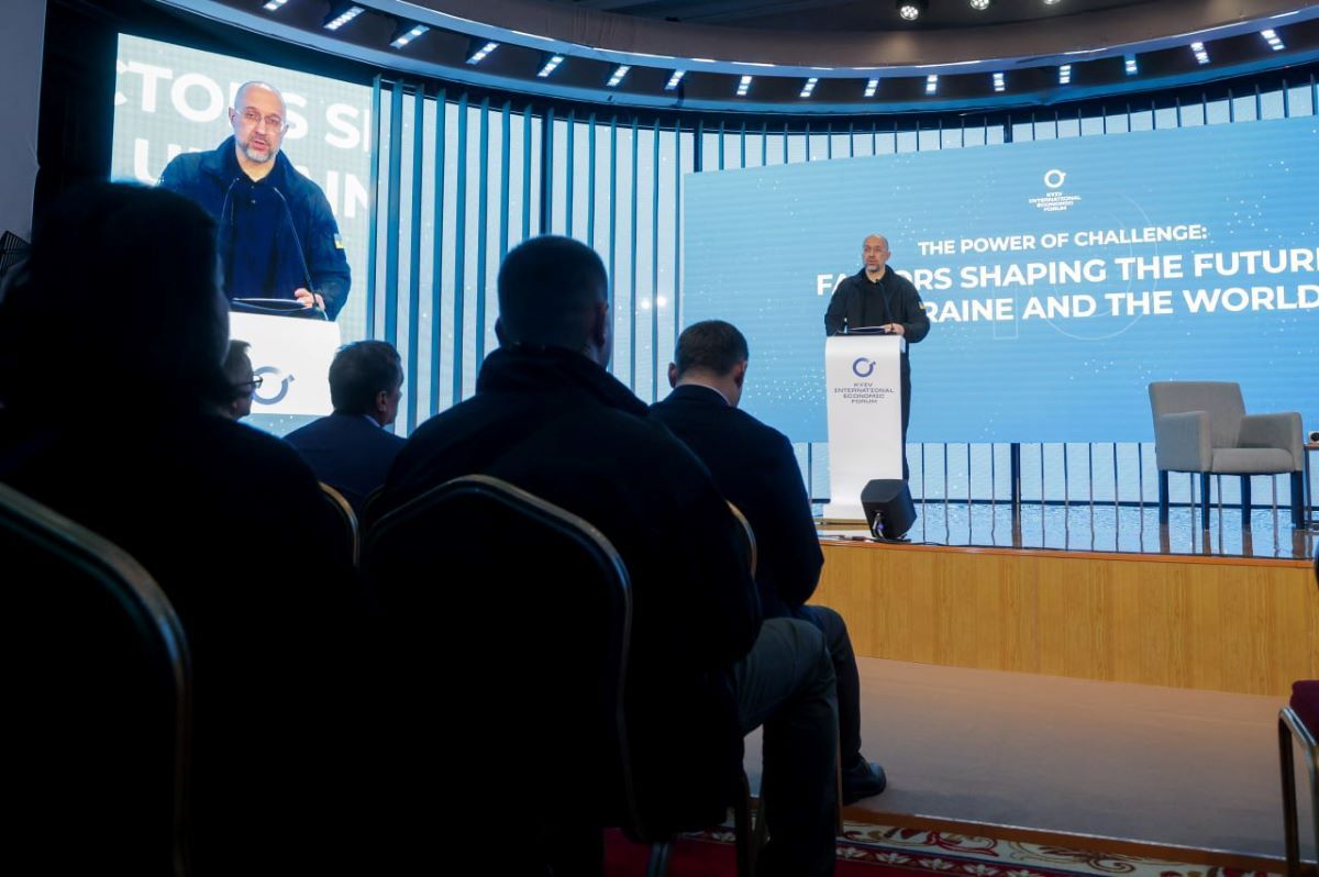 Шмигаль відповів, від чого залежатимуть графіки відключень світла взимку - 24 Канал Шмигаль відповів, від чого залежатимуть графіки відключень світла взимку - 24 Канал