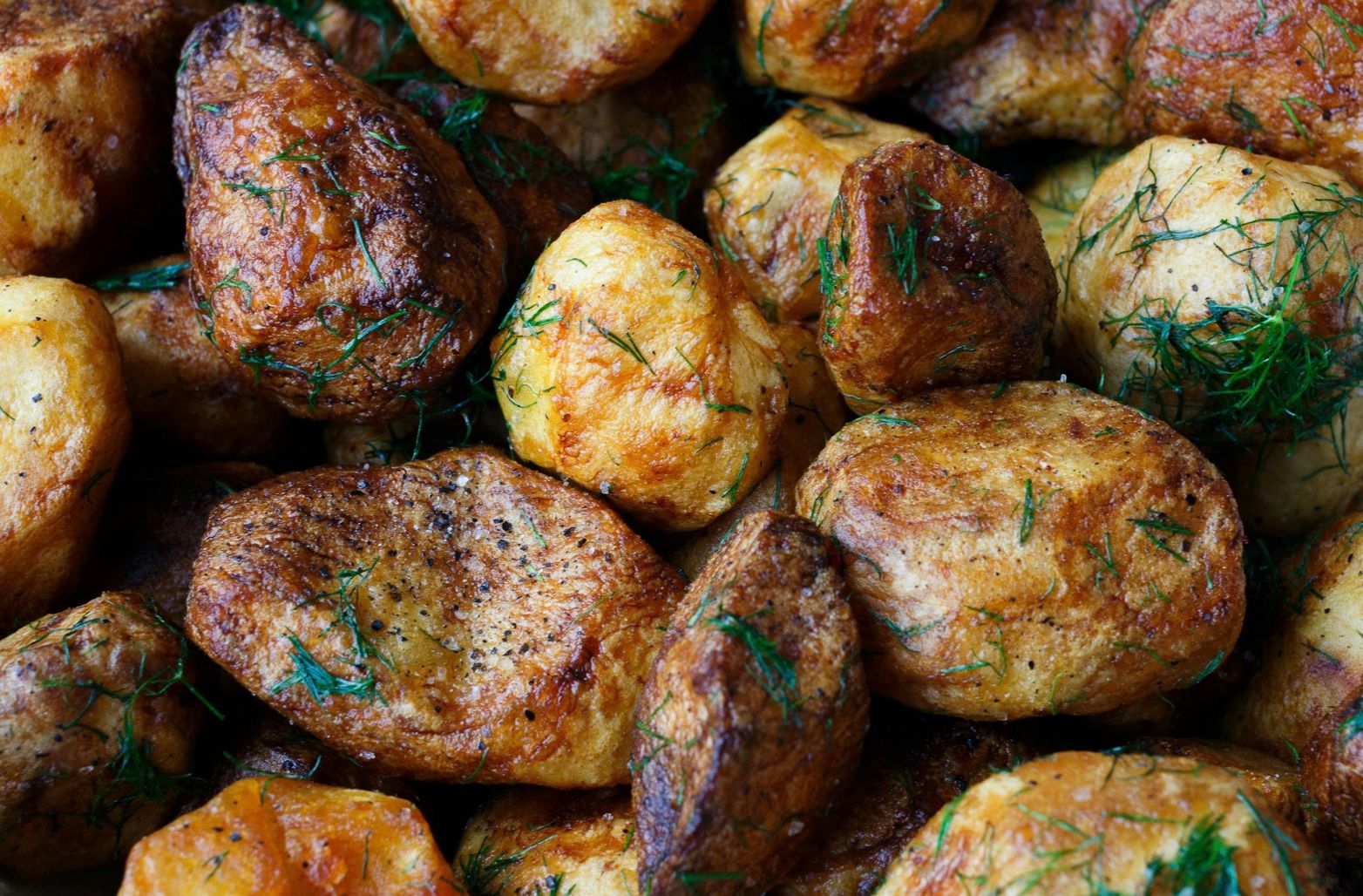 Нужно ли отваривать картофель перед запеканием Нужно ли отваривать картофель перед запеканием