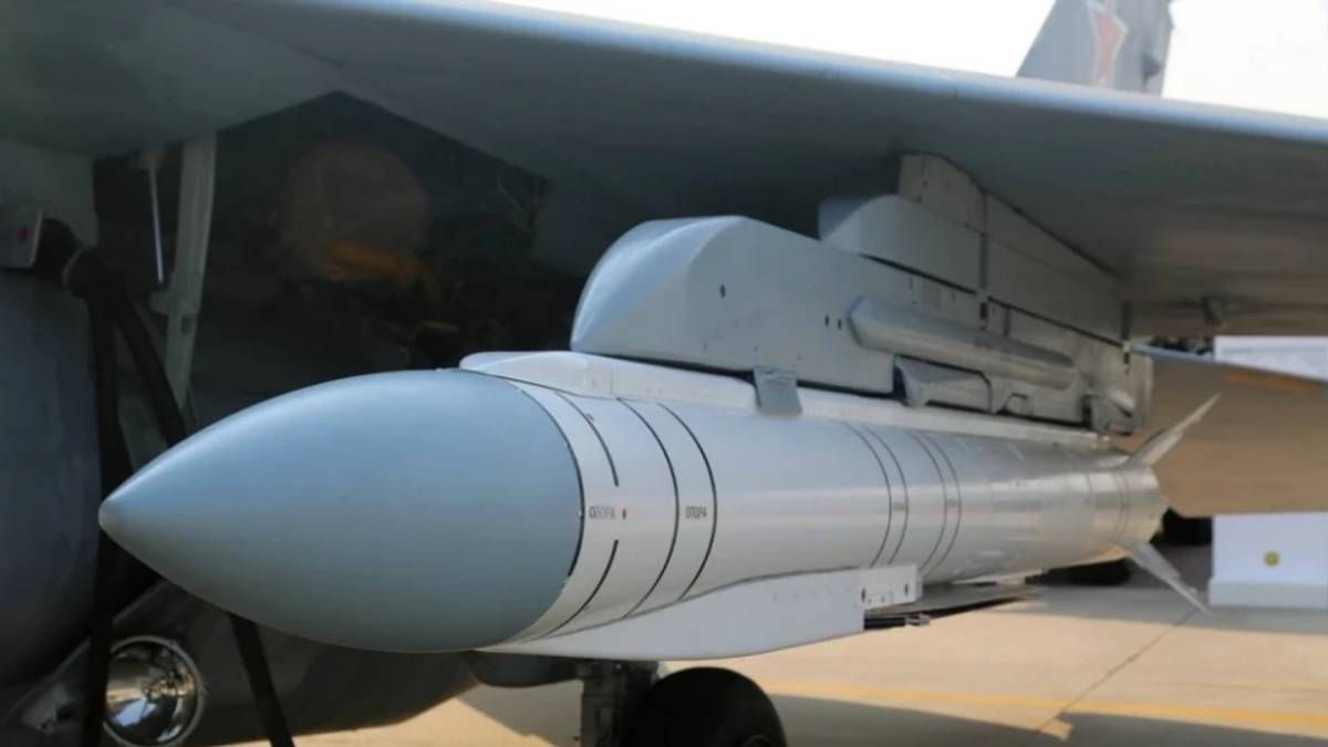 Россия атаковала Харьков ракетой Гром-Е1 Россия атаковала Харьков ракетой Гром-Е1