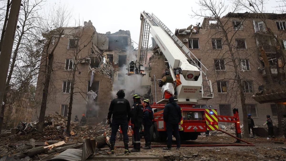 Внаслідок удару по Кривому Рогу постраждали 12 людей Внаслідок удару по Кривому Рогу постраждали 12 людей