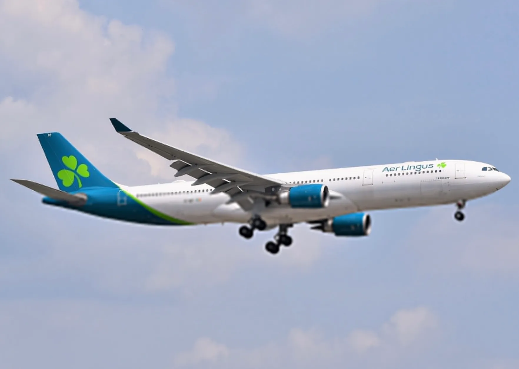 Крупнейший ирландский перевозчик Aer Lingus имеет худшую бортовую еду Крупнейший ирландский перевозчик Aer Lingus имеет худшую бортовую еду