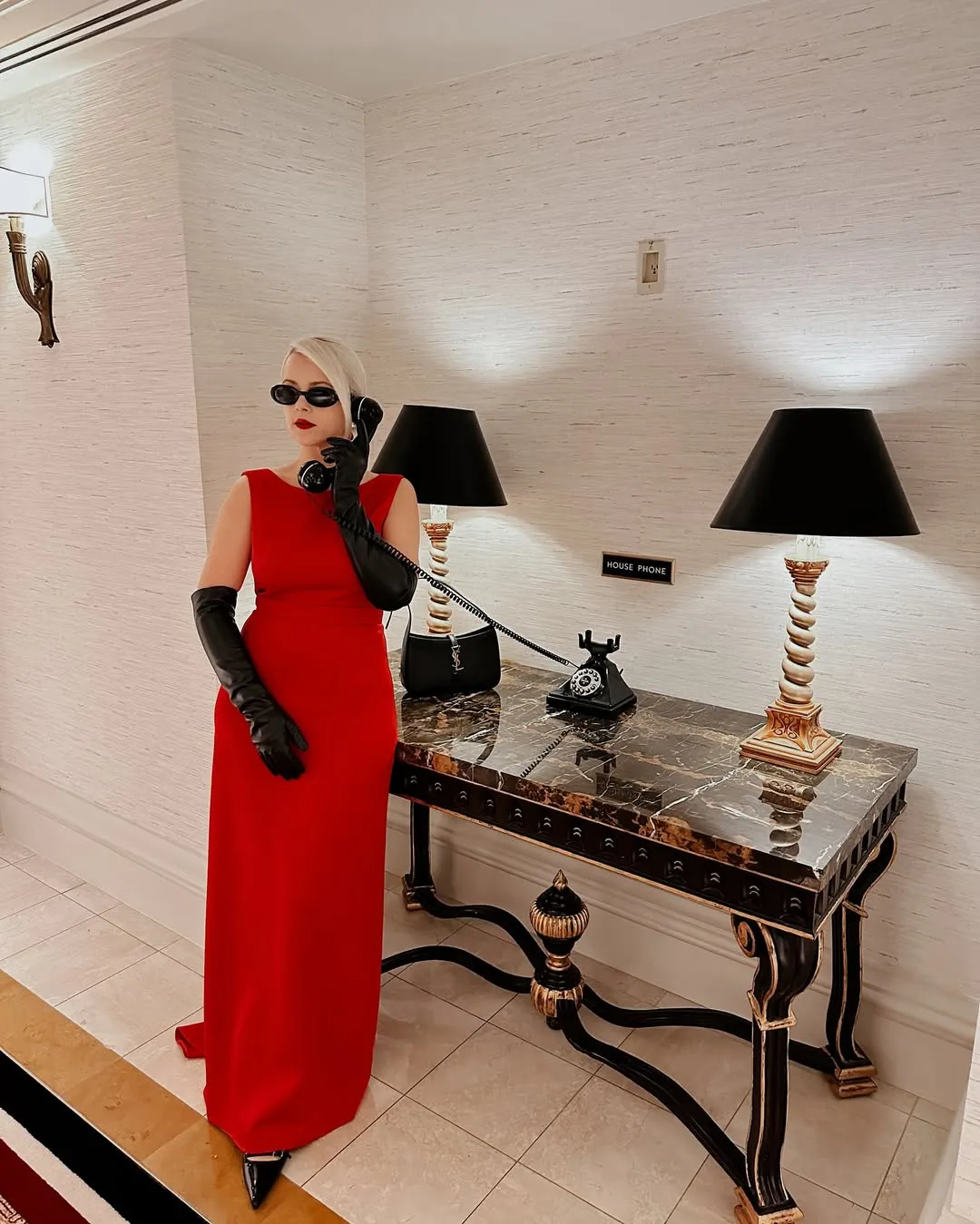 Міка Ньютон