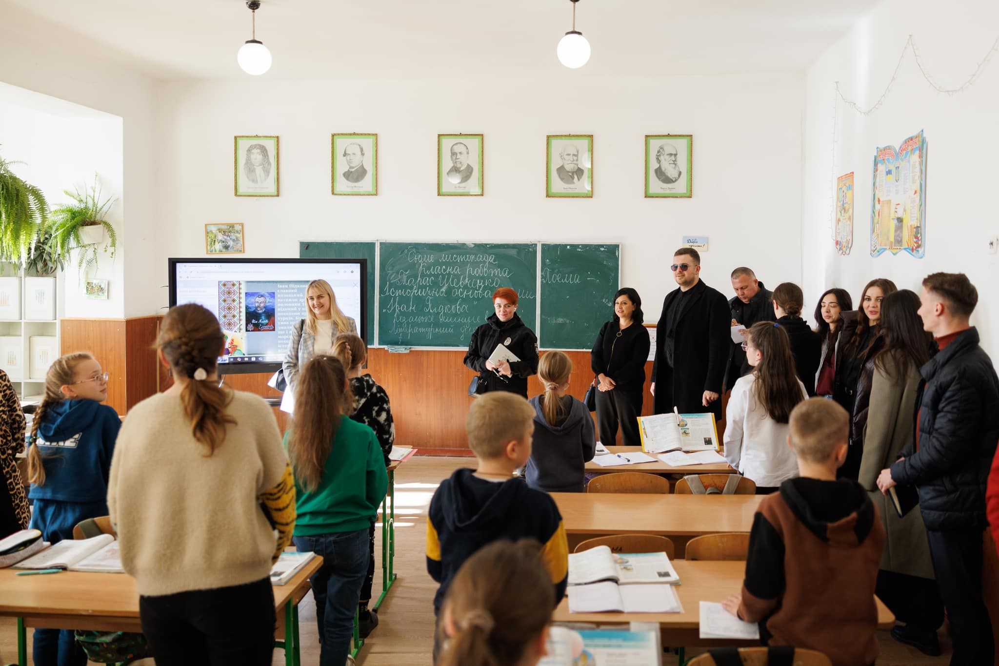 Українська мова на Закарпатті - Піпа занепокоєна мовною картиною серед дітей Закарпаття Українська мова на Закарпатті - Піпа занепокоєна мовною картиною серед дітей Закарпаття