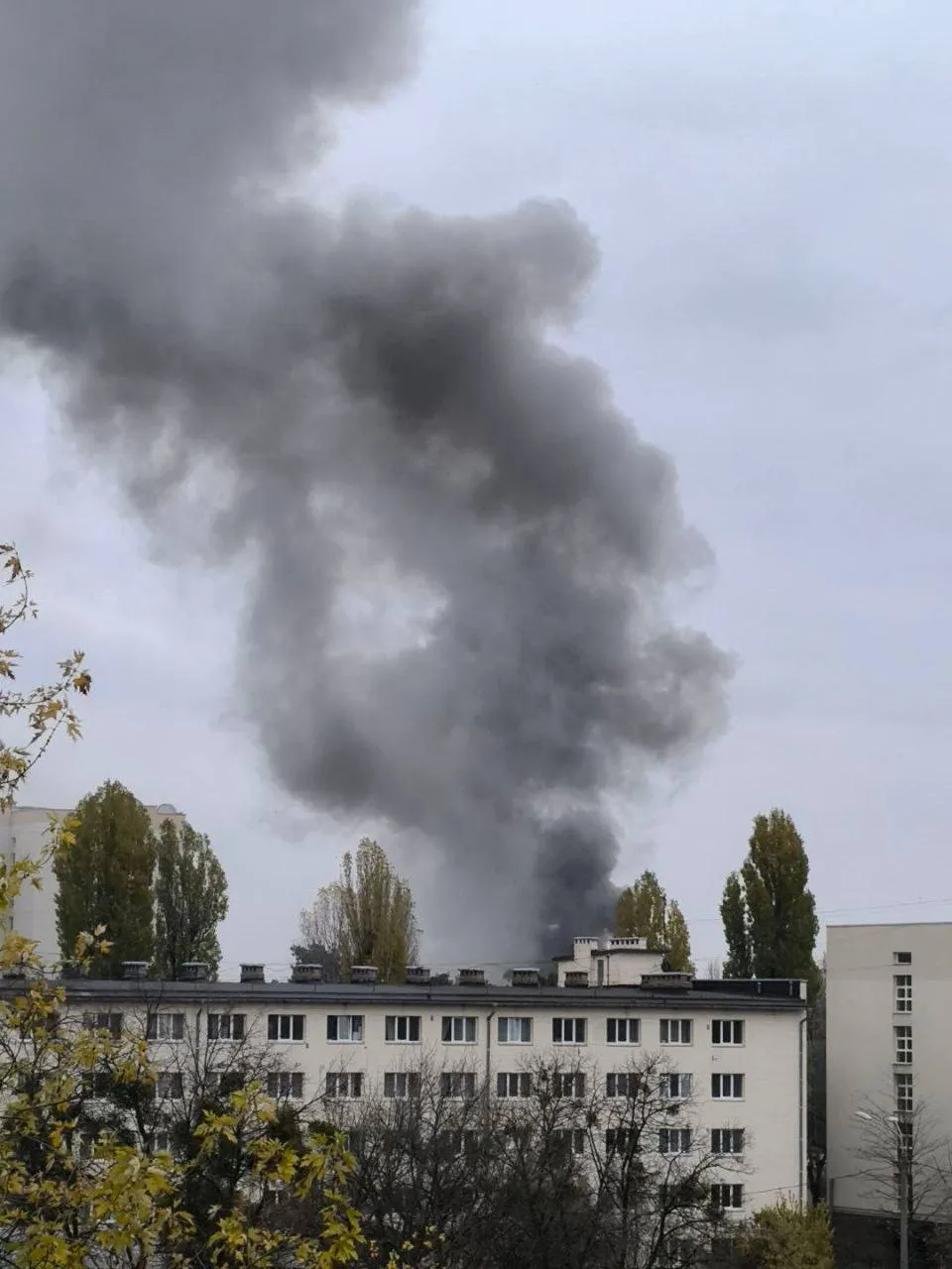 пожар в Киеве сегодня 12 ноября 2024 года пожар в Киеве сегодня 12 ноября 2024 года