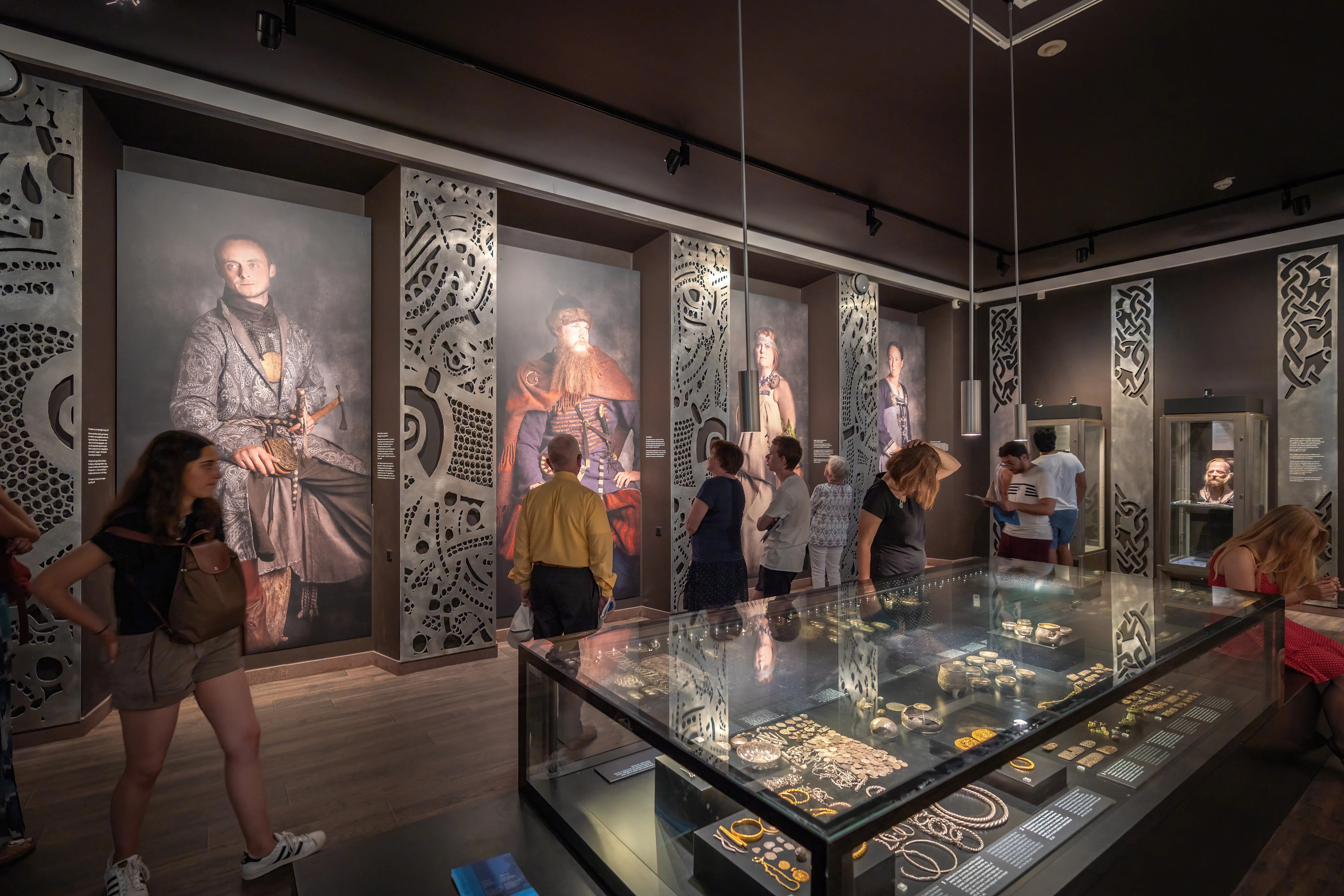 Зала музею в Копенгагені Зала музею в Копенгагені