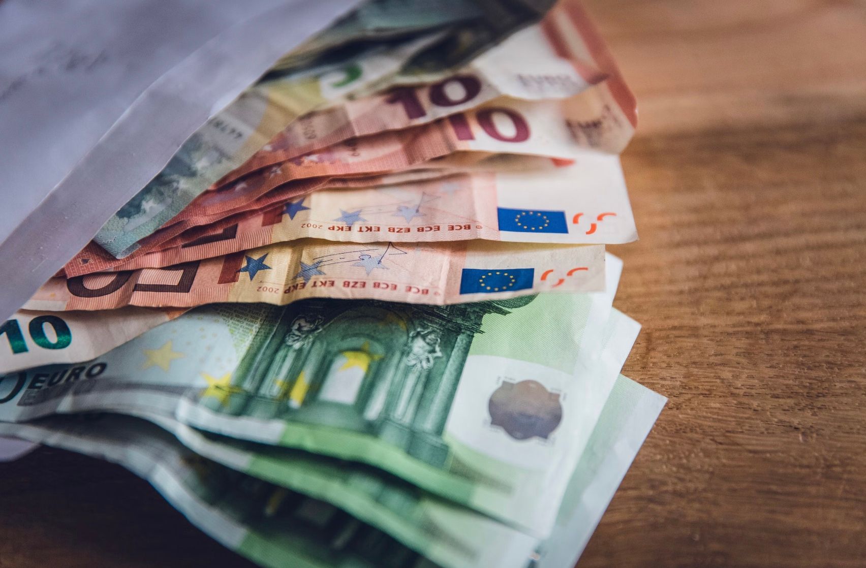 В яких країнах найвищі зарплати В яких країнах найвищі зарплати