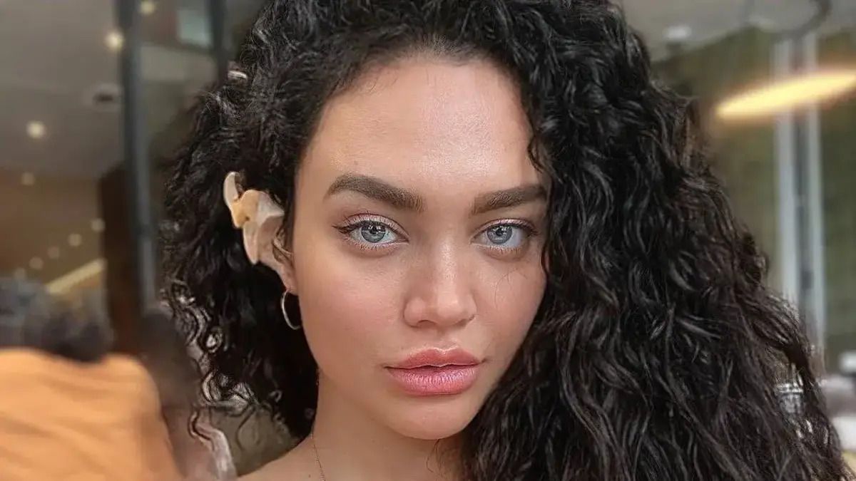 Шанель Бенкс Шанель Бенкс