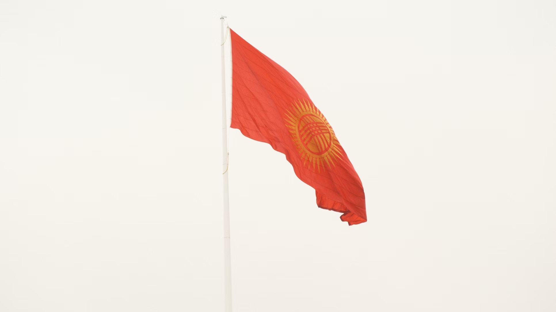 В Кыргызстане задержали семерых человек за попытку организовать переворот накануне выборов В Кыргызстане задержали семерых человек за попытку организовать переворот накануне выборов