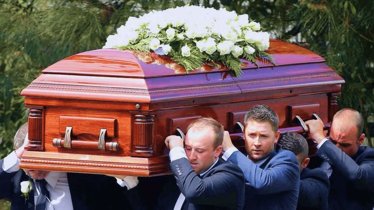 Можно ли родным нести гроб с телом покойника Можно ли родным нести гроб с телом покойника