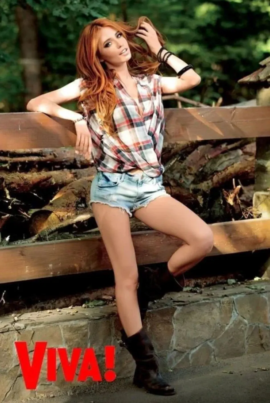 Надя Дорофеева в начале карьеры Надя Дорофеева в начале карьеры