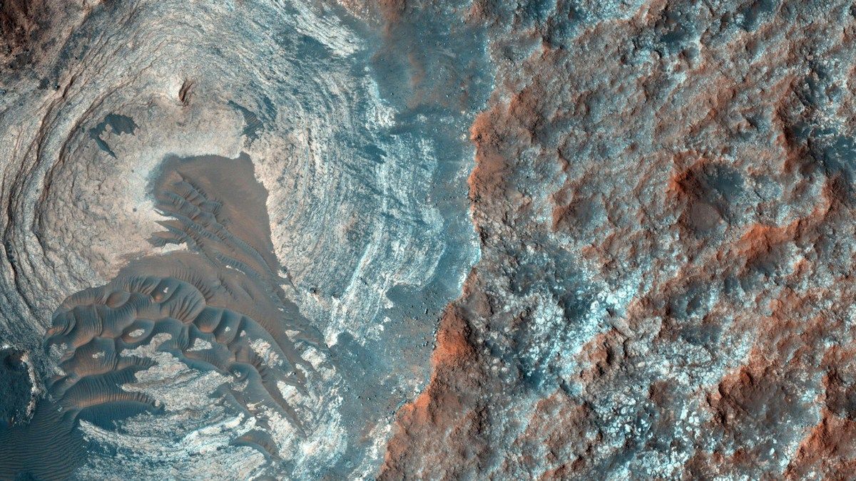 Марсианский метеорит хранит доказательства существования воды на Красной планете Марсианский метеорит хранит доказательства существования воды на Красной планете