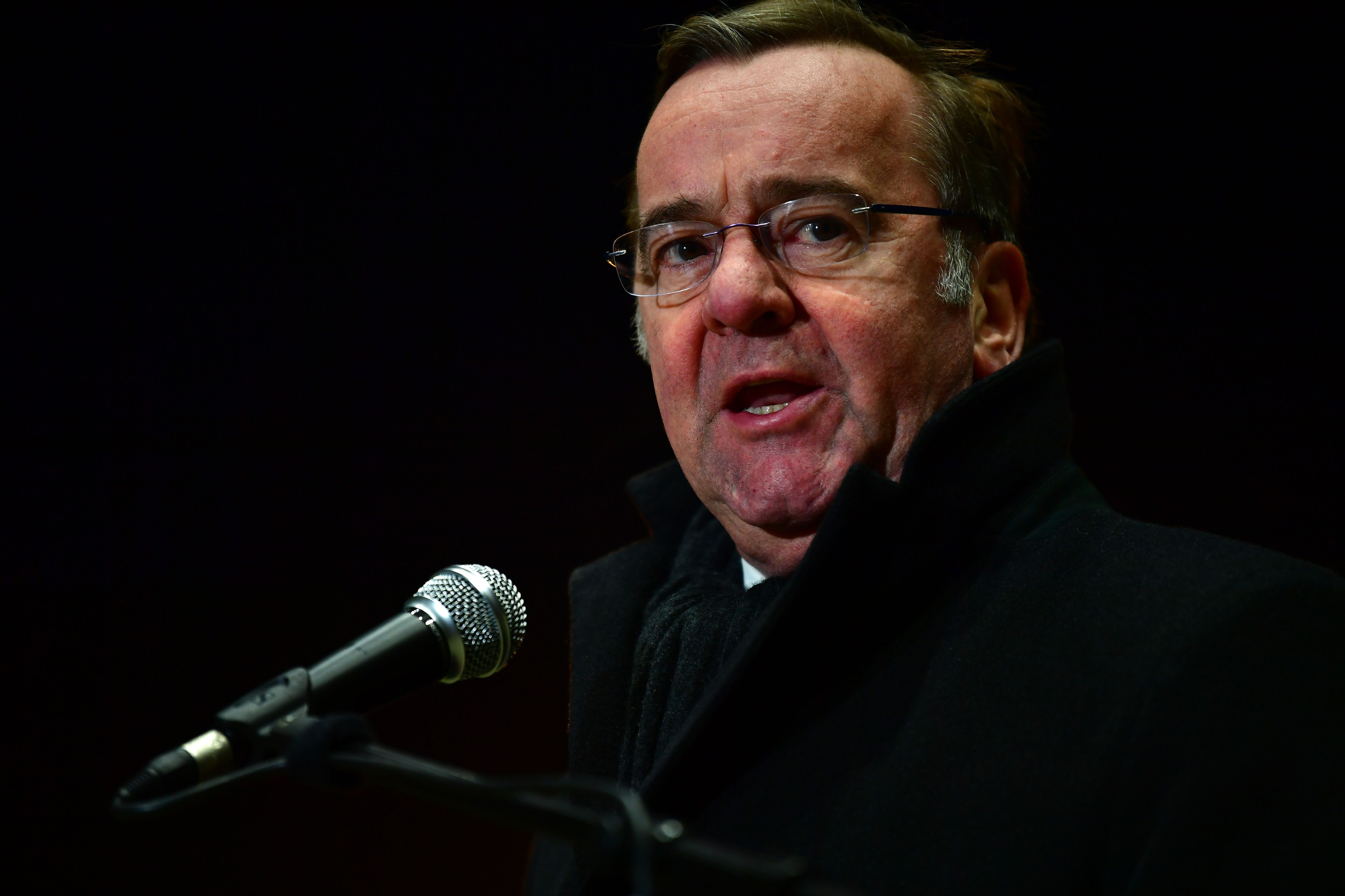 Писториус подтвердил намерения передать дроны "мини-Taurus" Украине Писториус подтвердил намерения передать дроны "мини-Taurus" Украине