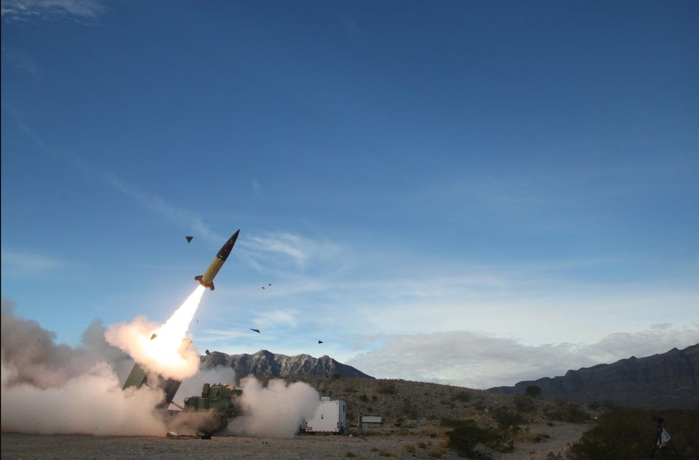 США разрешили Украине бить западными ракетами по России США разрешили Украине бить западными ракетами по России