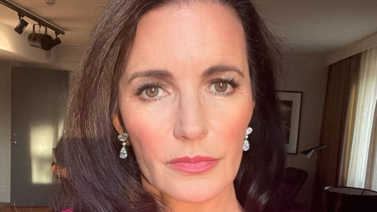 Крістін Девіс Крістін Девіс