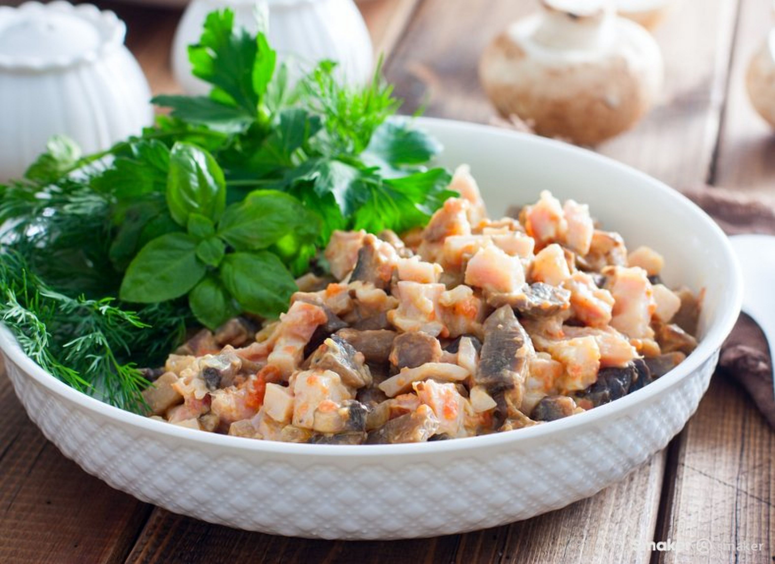 Как приготовить салат с курицей Как приготовить салат с курицей