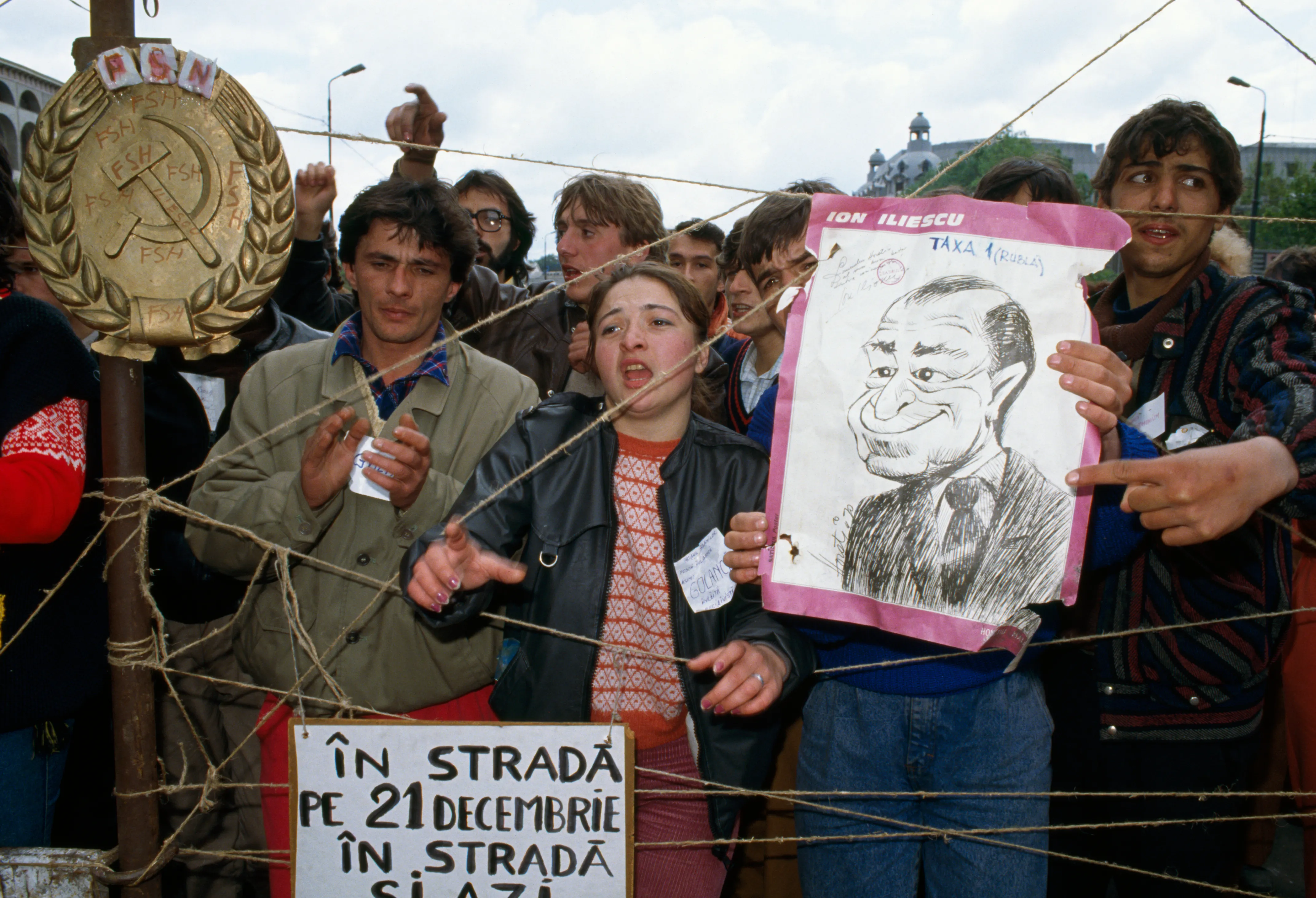 Мітингу перед президентськими виборами у Румунії 1990 року проти Іона Ілієску