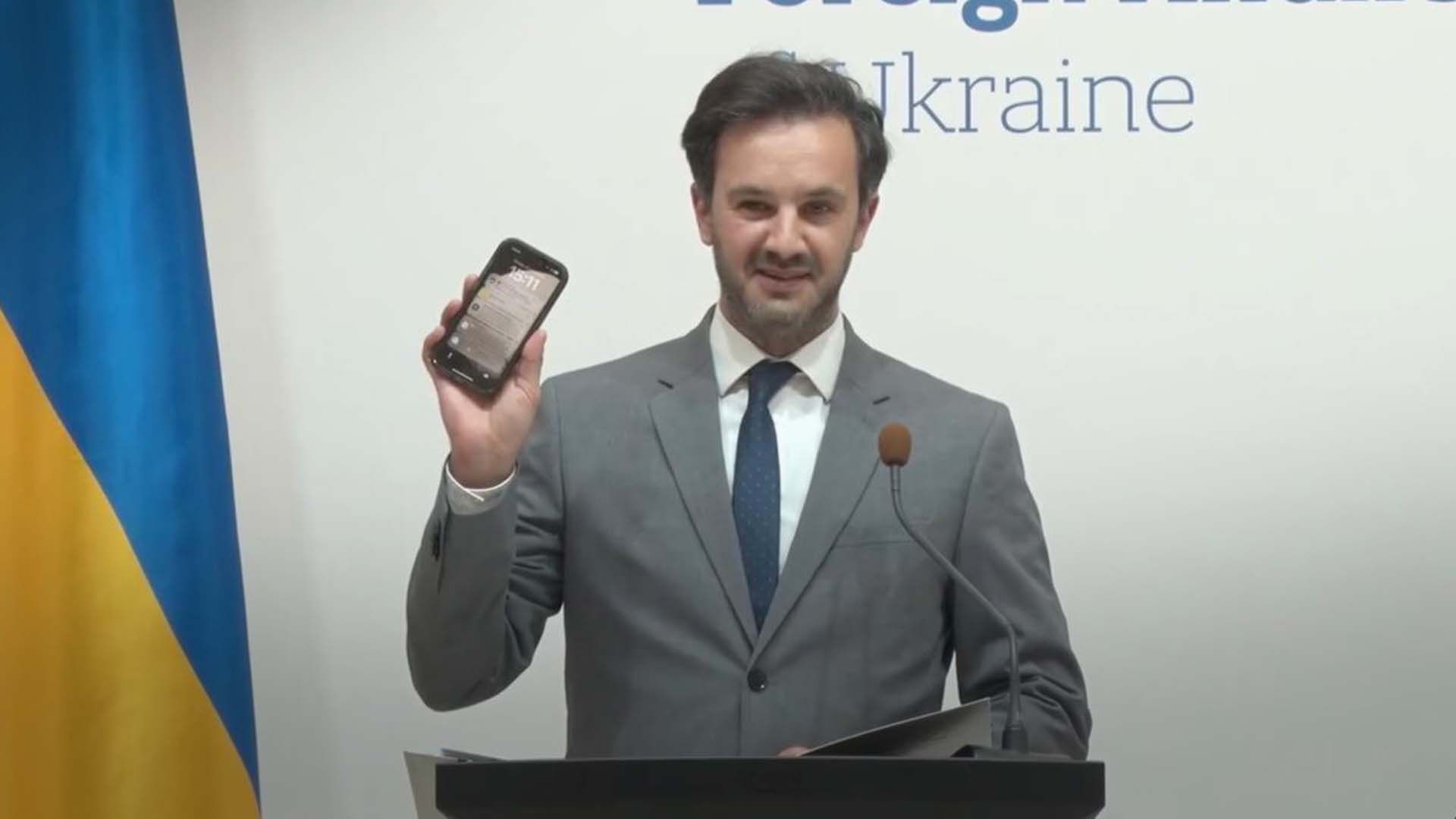 Георгій Тихий потролив Захарову Георгій Тихий потролив Захарову