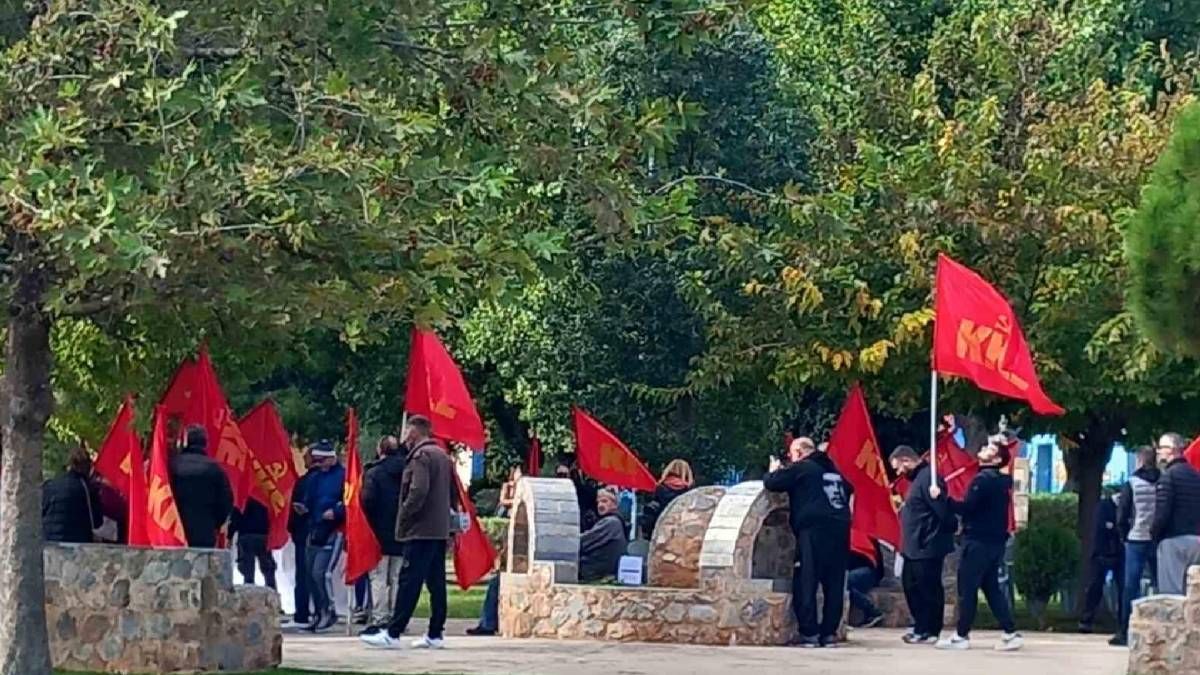 У Греції група людей намагалася зірвати захід українців до роковин Голодомору