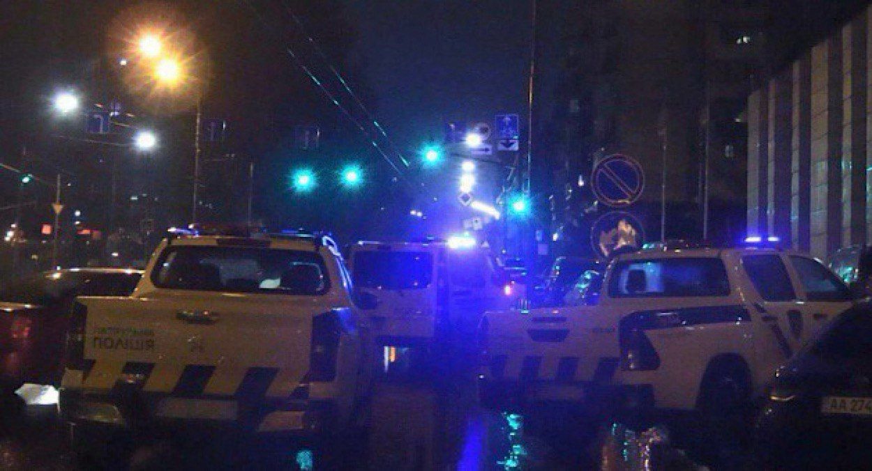 Задержан стрелок, устроивший кровавую стрельбу в столичном отеле - 24 Канал Задержан стрелок, устроивший кровавую стрельбу в столичном отеле - 24 Канал