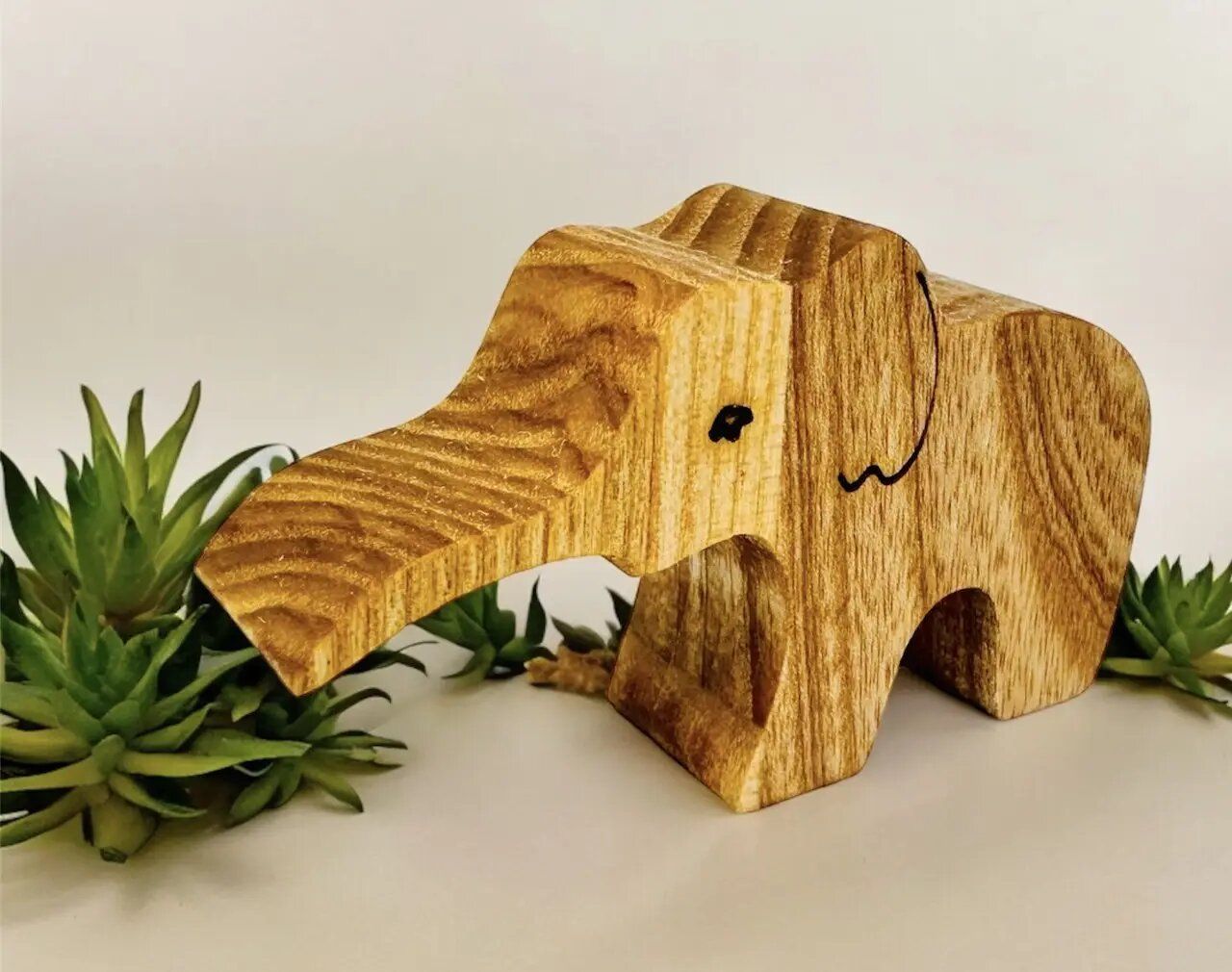 На Киевщине ветеран открыл экологическую мастерскую с уникальными деревянными игрушками - Тренды На Киевщине ветеран открыл экологическую мастерскую с уникальными деревянными игрушками - Тренды