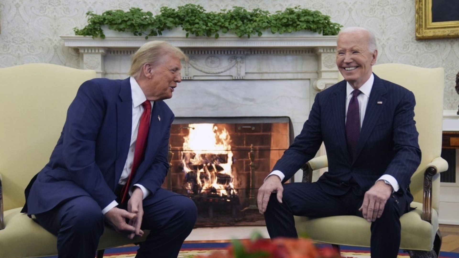 Встреча Трампа и Байдена в Овальном кабинете Встреча Трампа и Байдена в Овальном кабинете