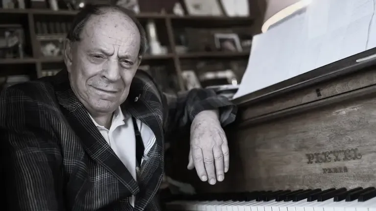 Шарль Дюмон умер Шарль Дюмон умер