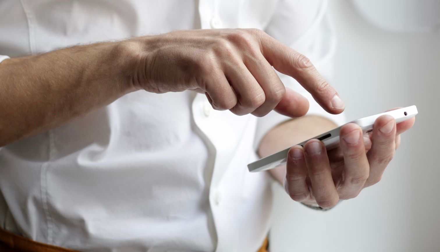 Як українцям в Європі увімкнути роумінг Як українцям в Європі увімкнути роумінг