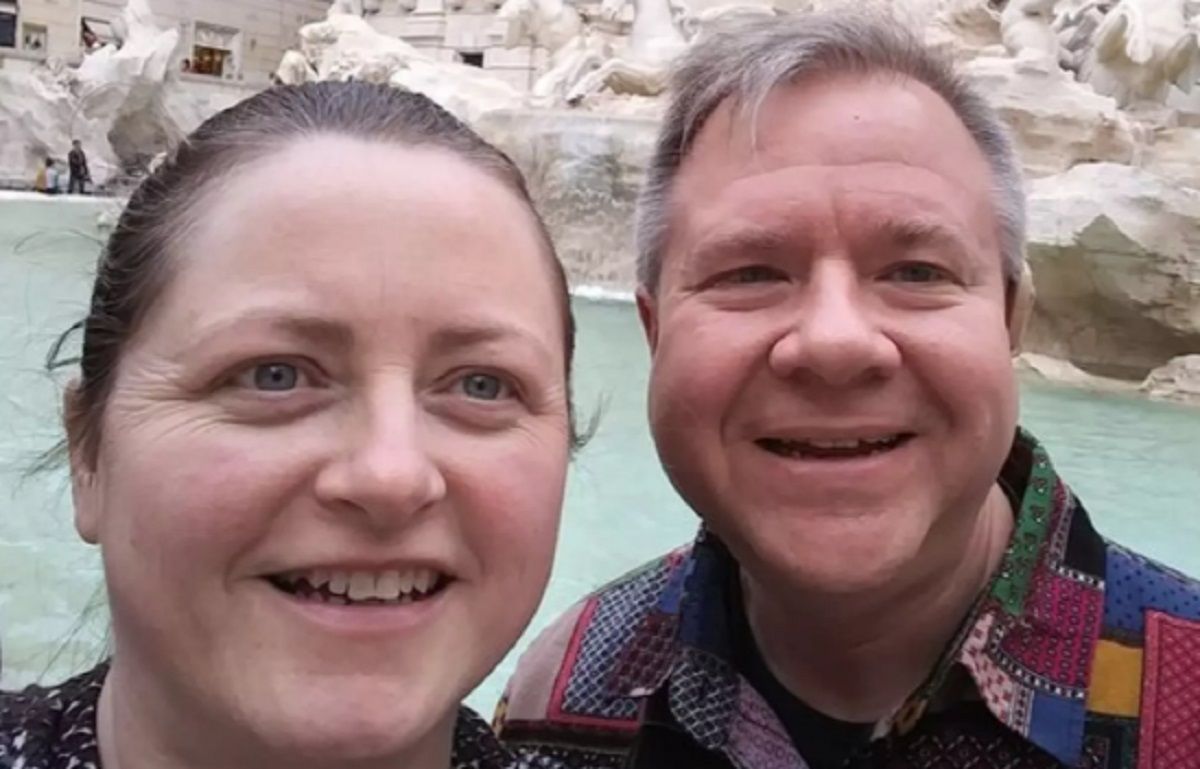 Замість купівлі будинку пара переїхала жити на лайнер Замість купівлі будинку пара переїхала жити на лайнер